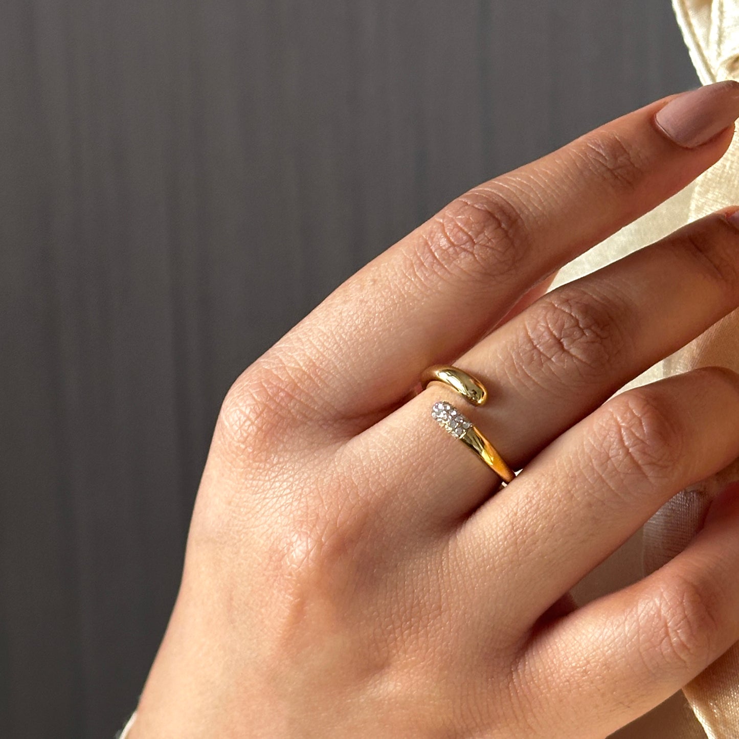 Lynn Ring (Adjustable)