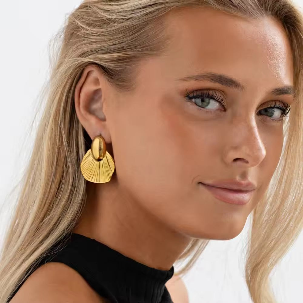 Lara Earrings