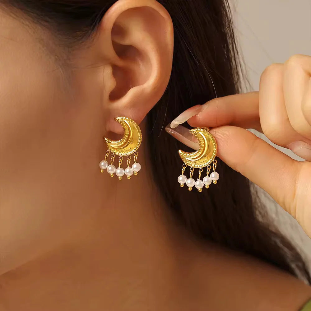 Chaand Earrings