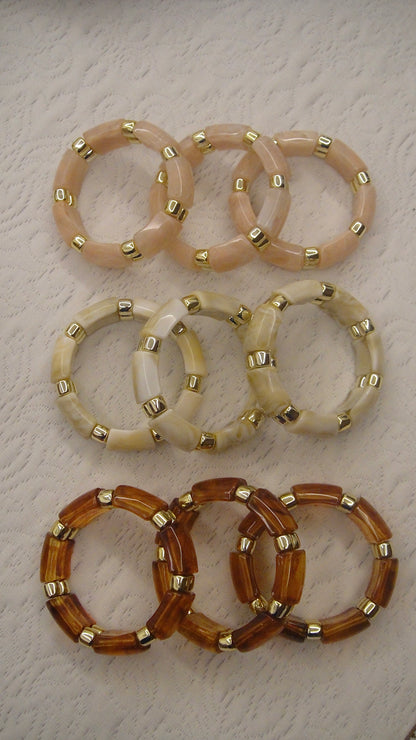 Stretchable Resin Bangle (Pink)