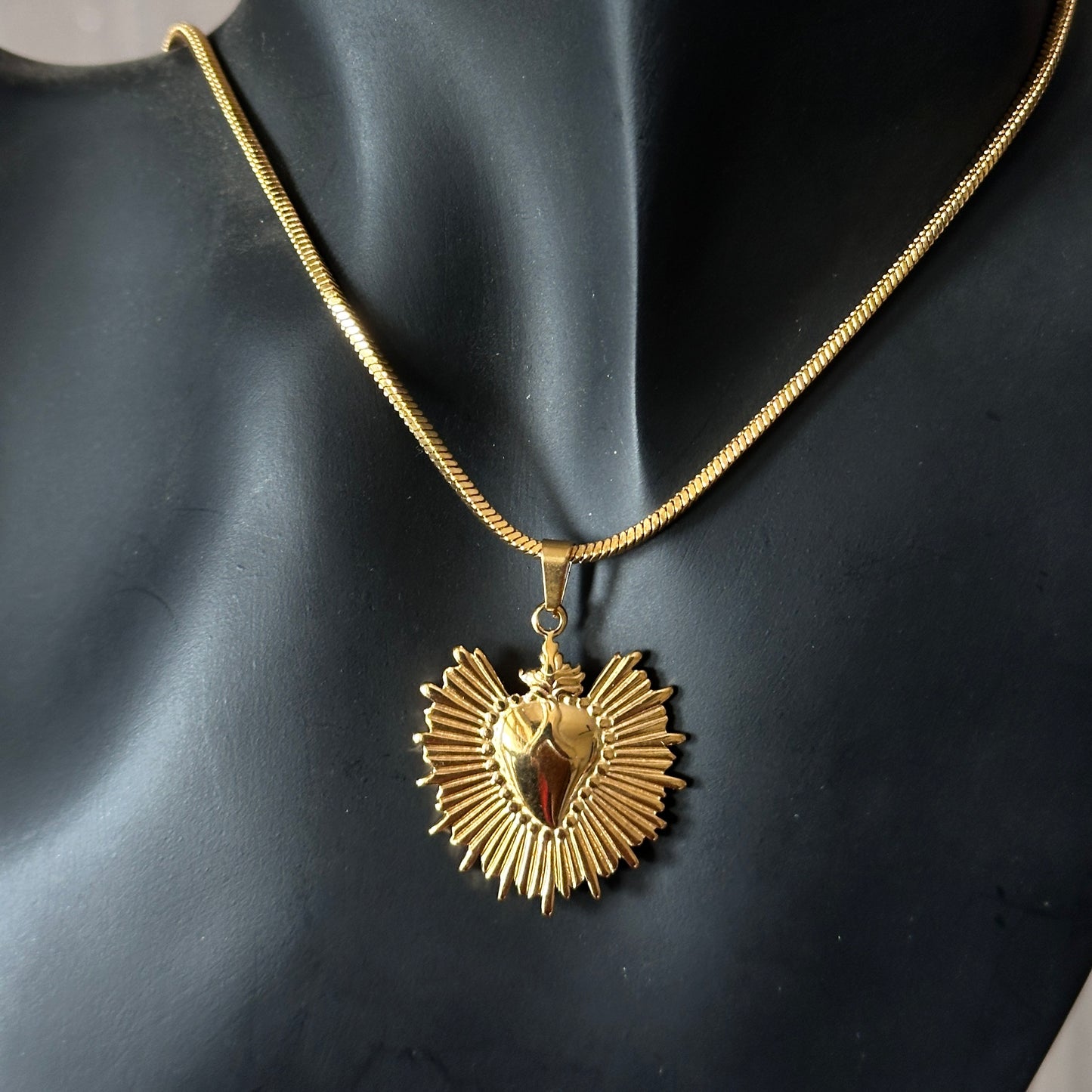 Radiate Necklace