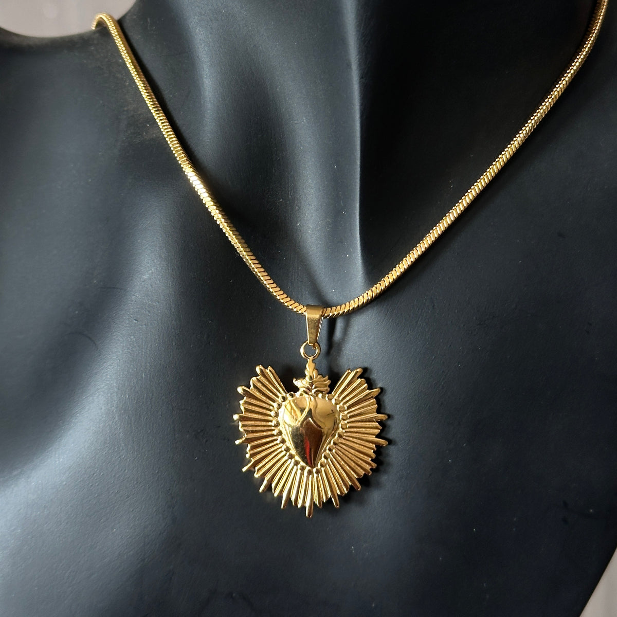 Radiate Necklace