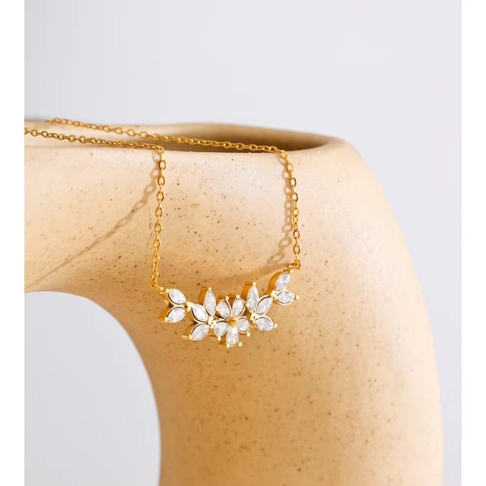 Bouquet Necklace