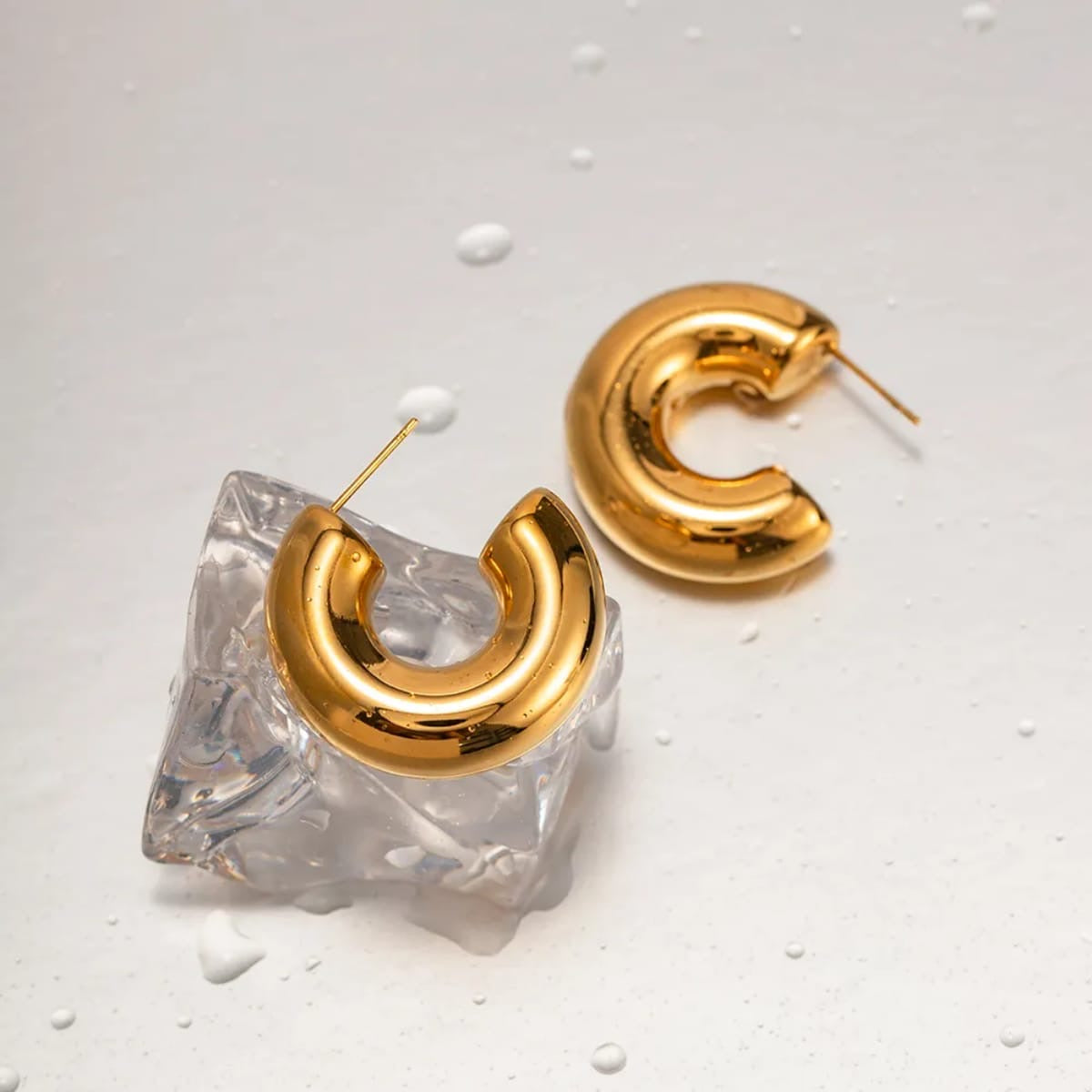 Madonna Hoops