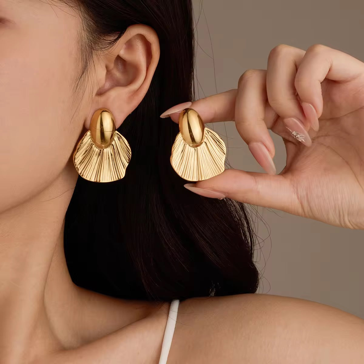 Lara Earrings