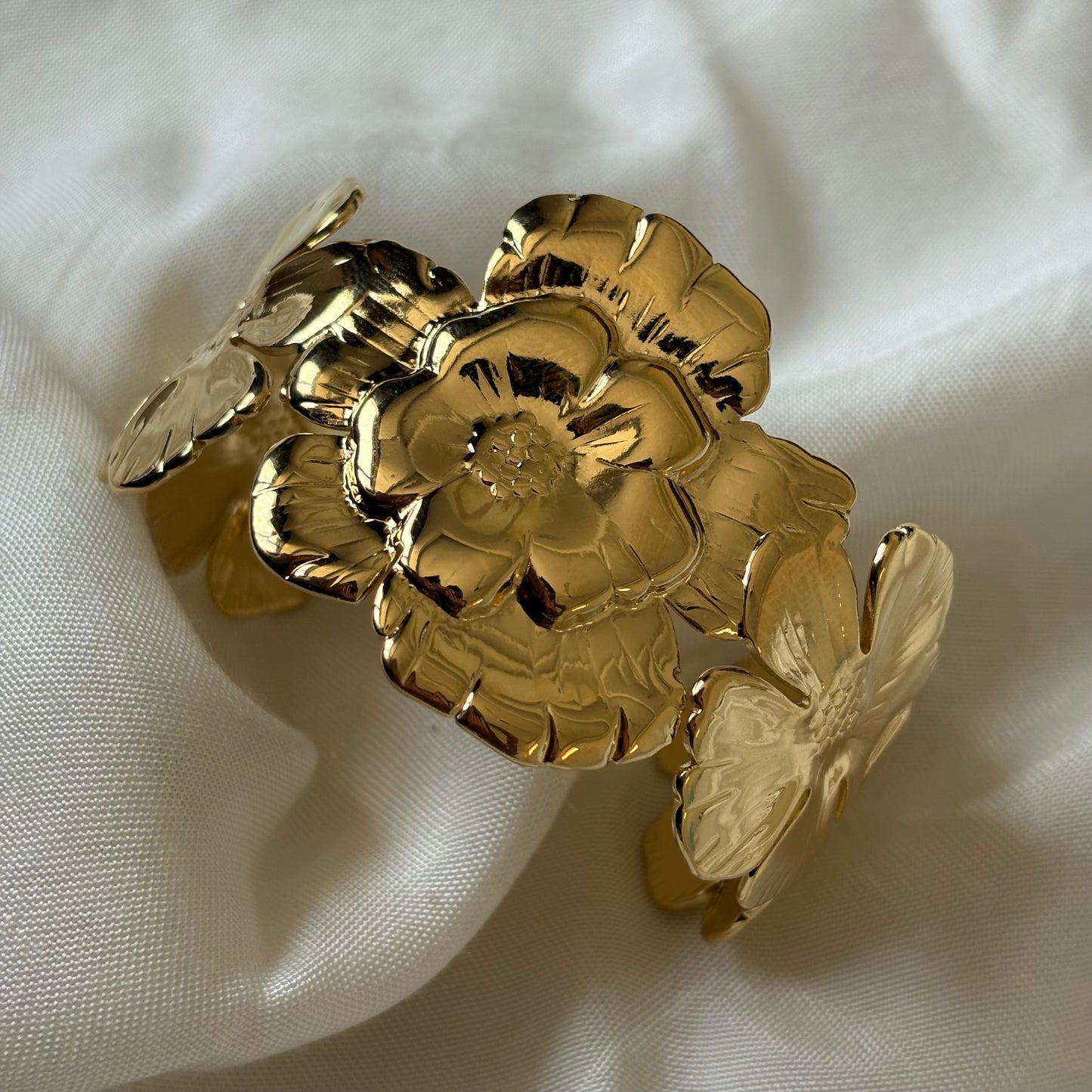 Floral Adjustable Cuff (Highly Adjustable)