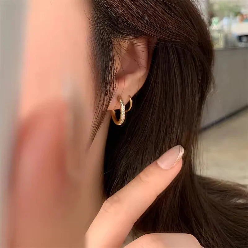 Twistie Earrings (Fake Second Piercing)