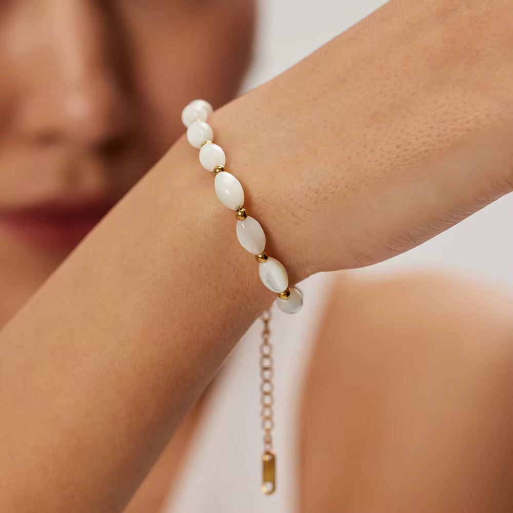 Pearly Girlie Bracelet (16cm)