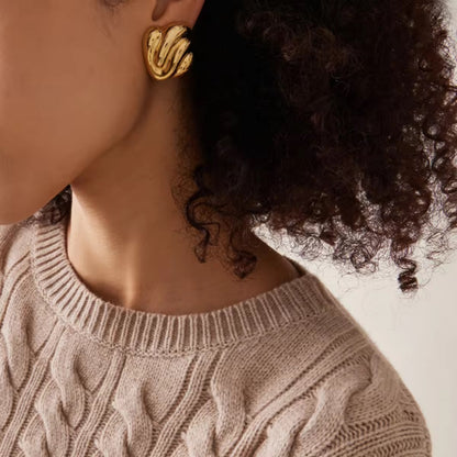 Wavy Studs