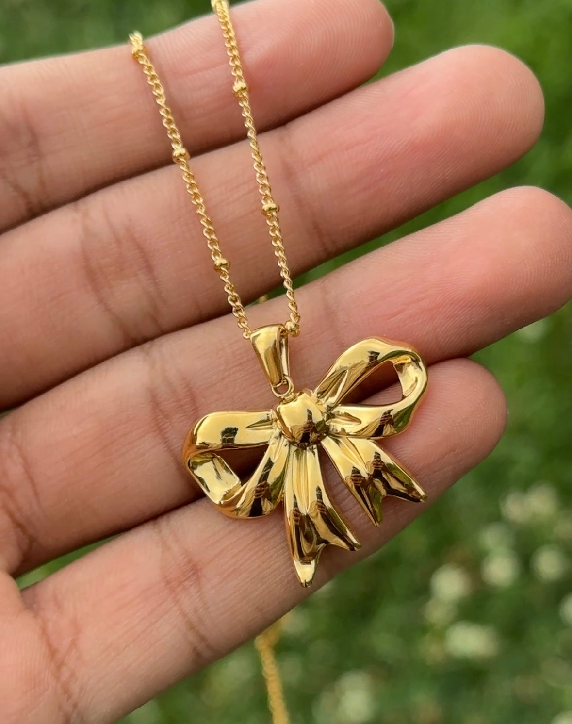 Chunky Bow Necklace