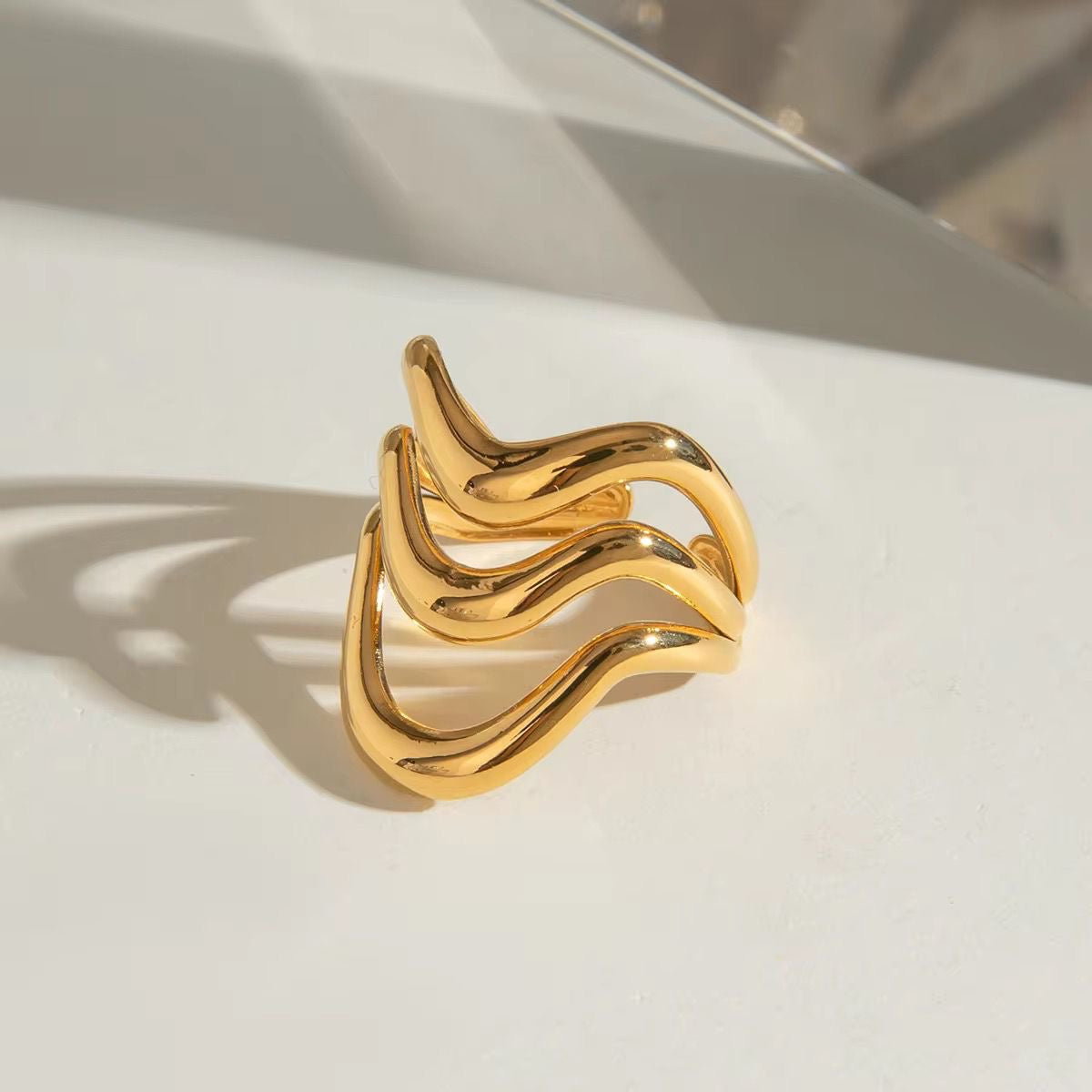 Wavy Ring
