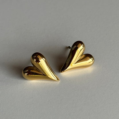 Mini Heart Studs