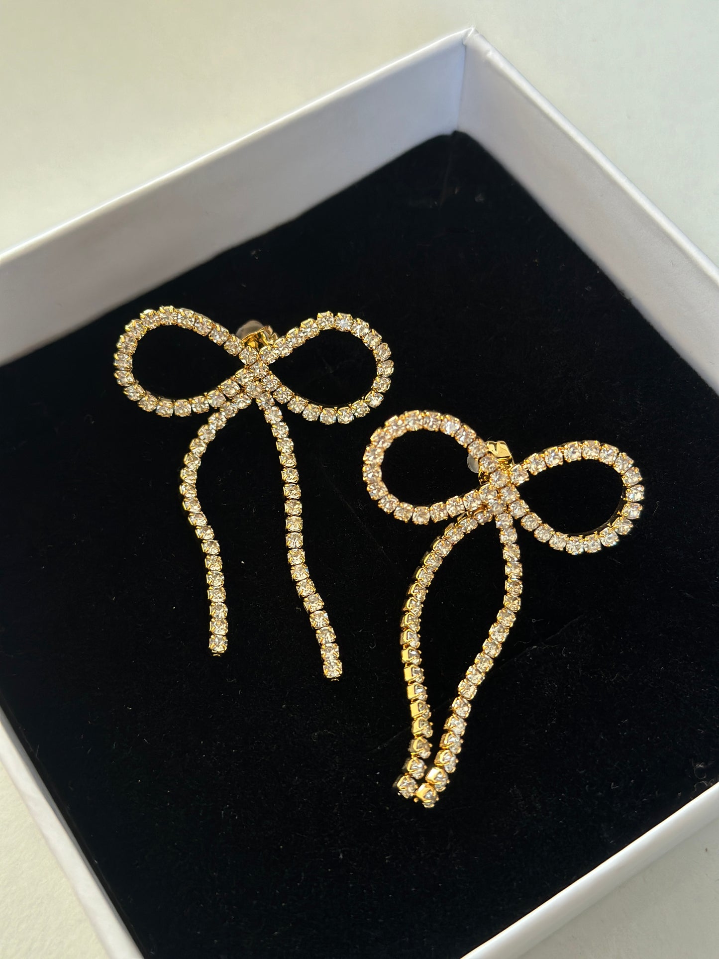 Bow Shine Danglers