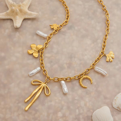 Vanilla Charm Necklace (Freshwater Pearls)
