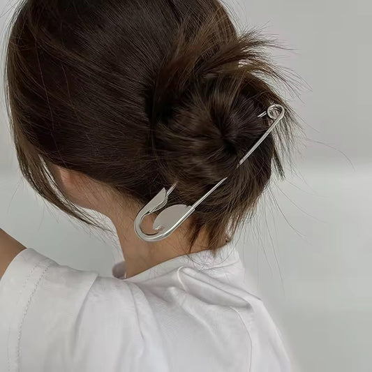 Safety Pin Clip