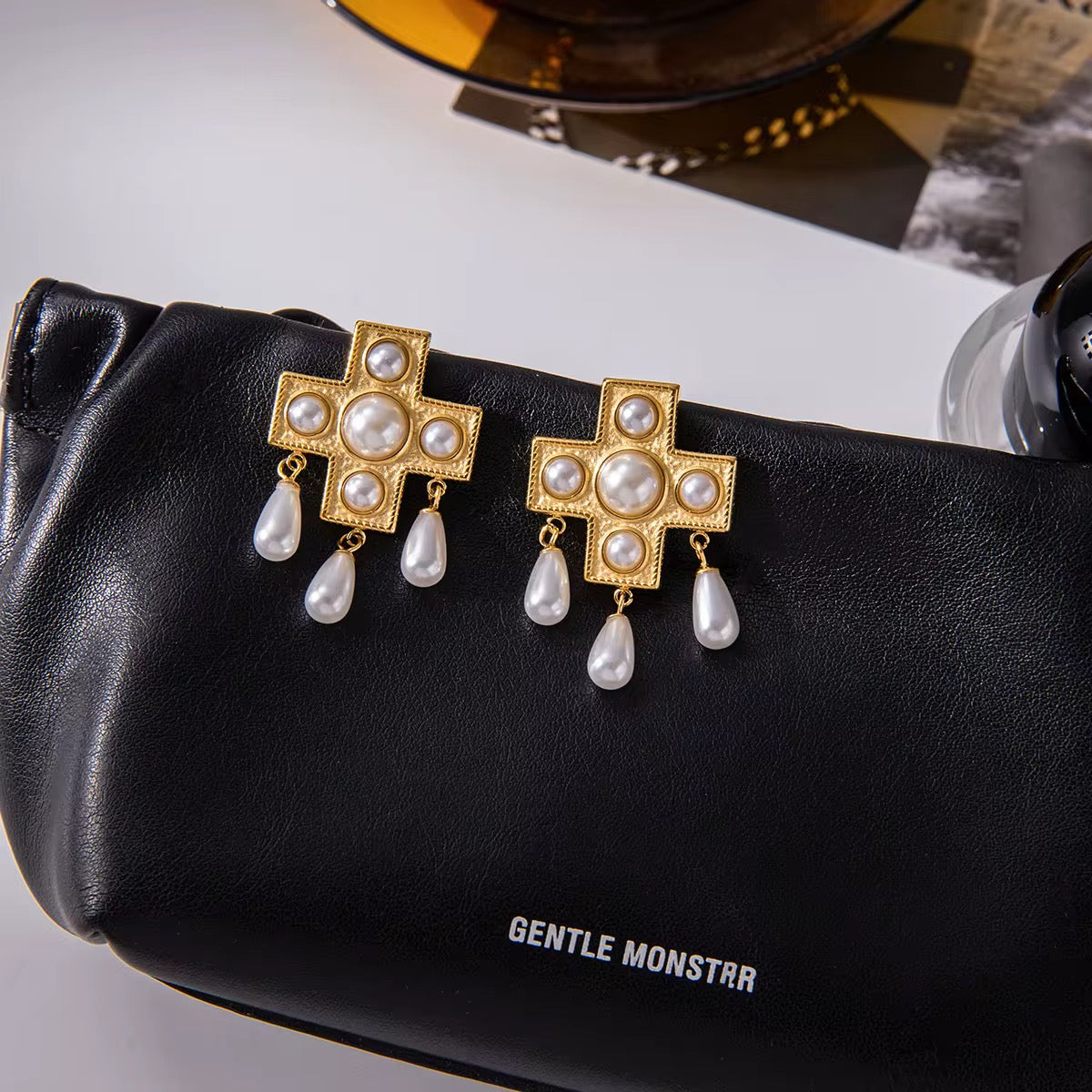 Belle Earrings