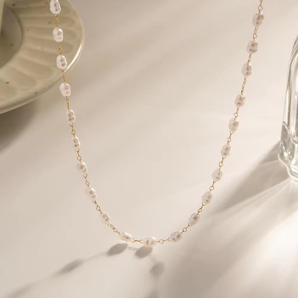 The Plain Pearl Necklace (Freshwater Pearls)